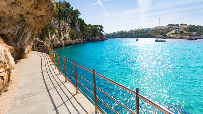 Cheap Flights to Europe with British European , Cheapest Flights to Spain with British European ,Cheap Flights to Spain with British European ,Bargain Fares to Spain , Last Minute Flights to Spain ,